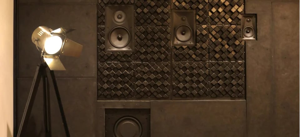 CL Speakers in wall (1)